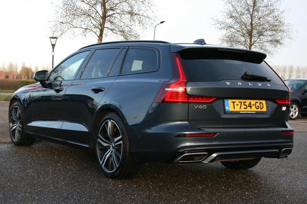 Volvo V60 2.0 t6 recharge awd r-design