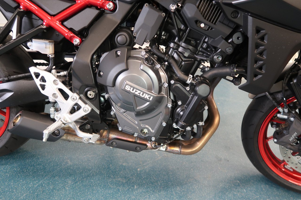 Suzuki GSX-8S 2025 BTW motor