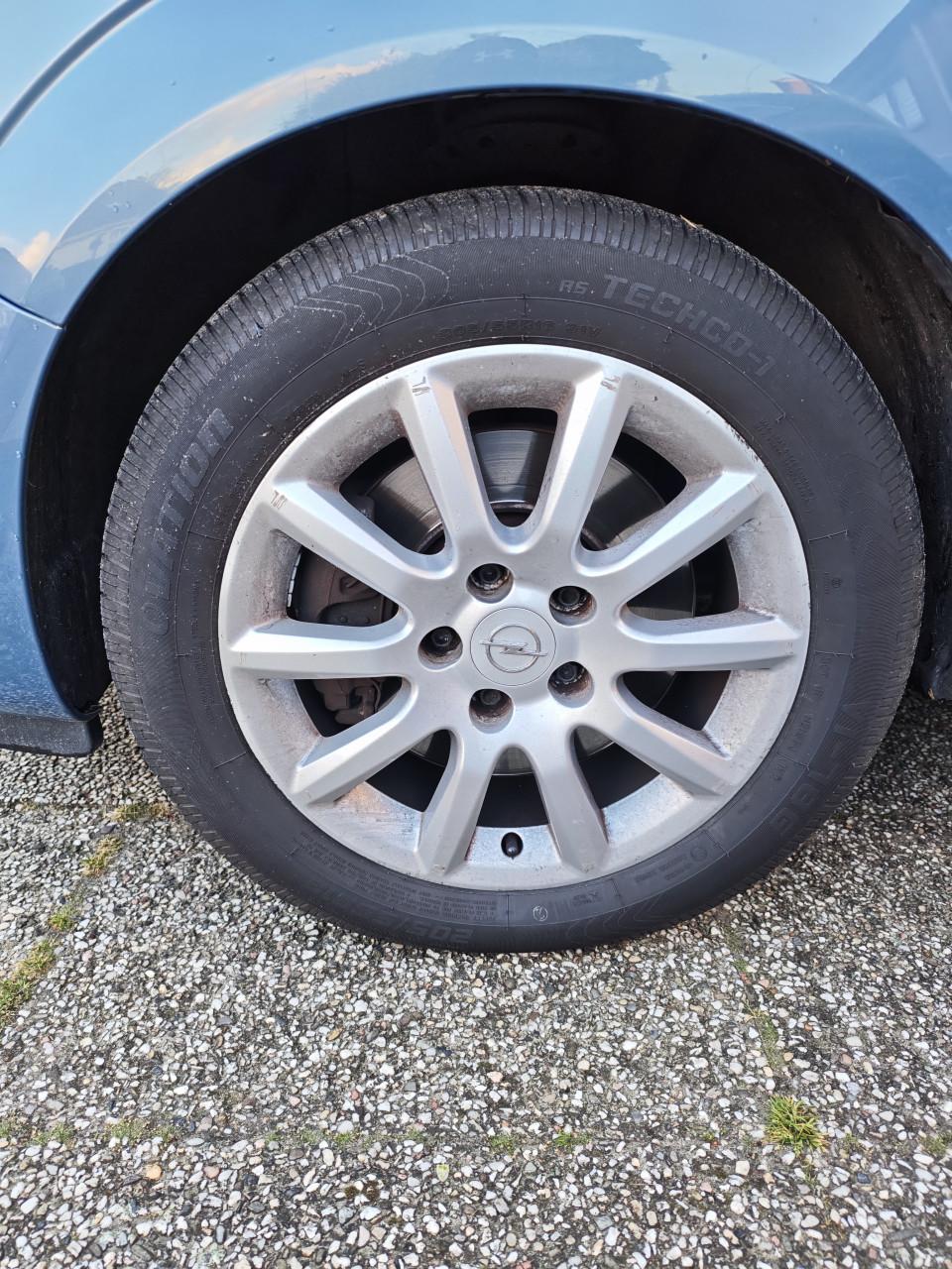 Opel zafira 2.2 direct