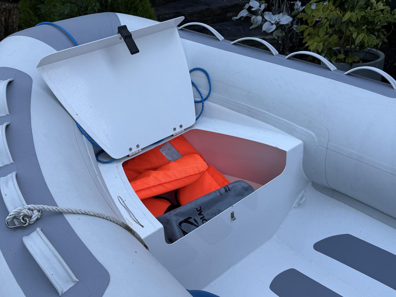 Zodiac Cadet 390 RIB Alu DL incl. suzuki25 pk en  handtrailer (kalf)