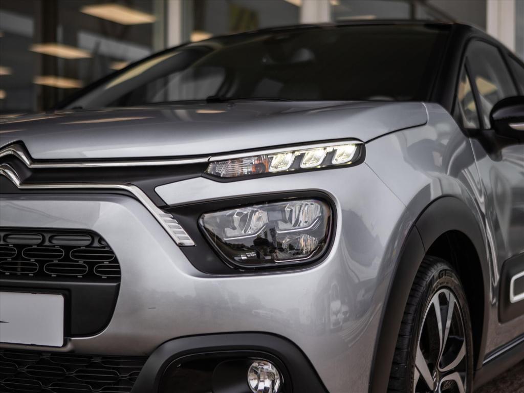 Citroen C3 1.2 puretech 83pk shine | navigatie | camera | park. sensoren | 