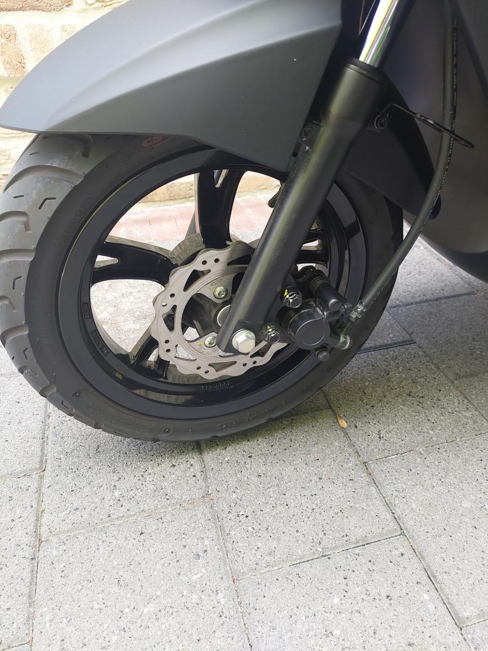 Peugeot kisbee 45 km scooter