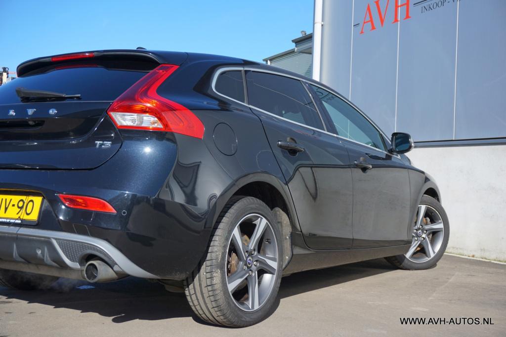 Volvo V40 1.6 t3 r-design