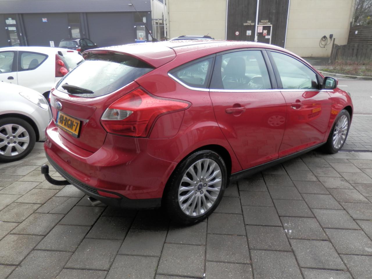 Auto Garant Biedt Aan: Ford Focus 1.6 First Edition