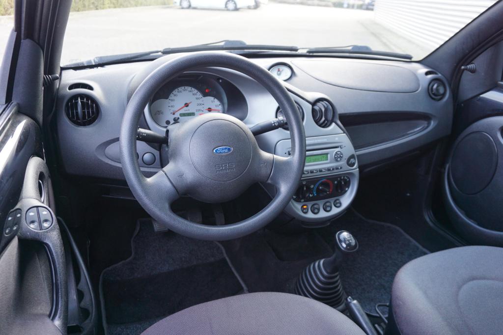 Ford KA 1.3 cool & sound airco / elektr. ramen / nap