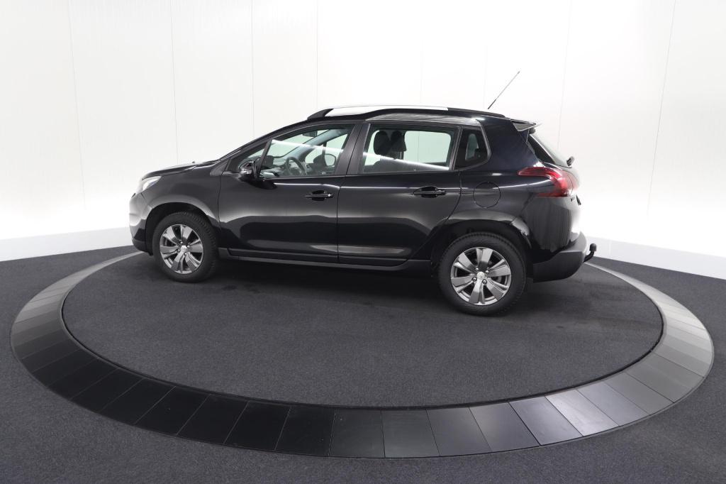 Peugeot 2008 puretech 82 active | lage km | trekhaak | navigatie | parkeers