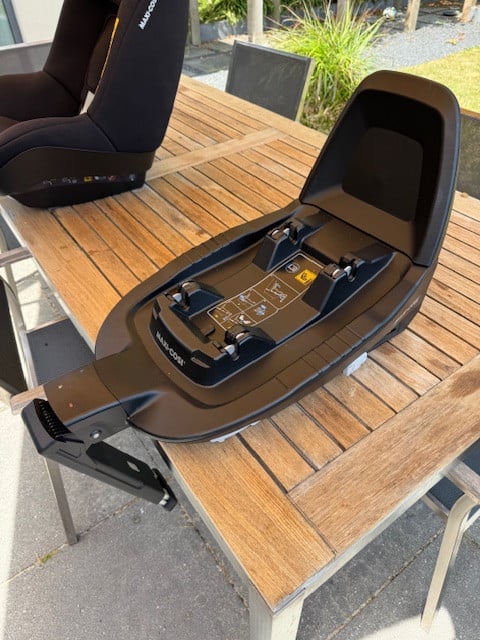 Maxi-Cosi Pearl i-Size incl. isofix Familyfix base