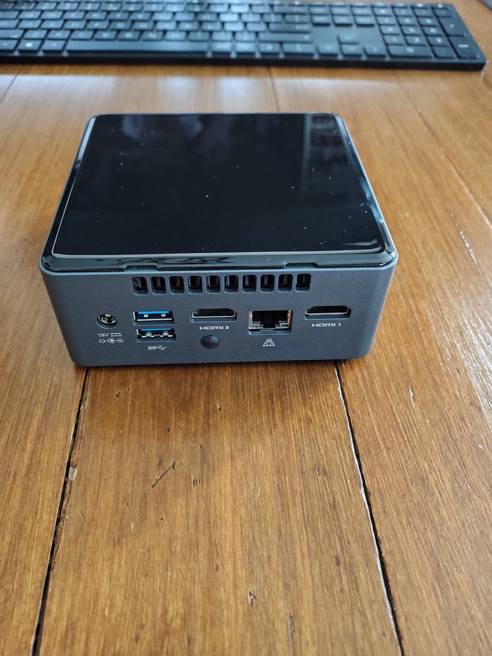 Nuc7cjyhn2 mini pc 8 gb 120 gb