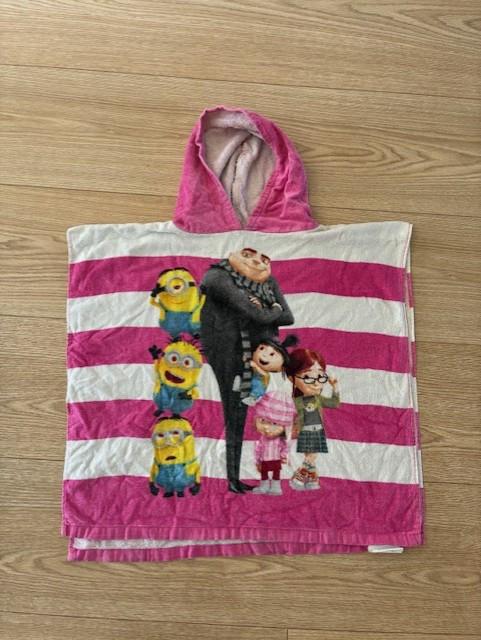 Roze witte strandcape Minions