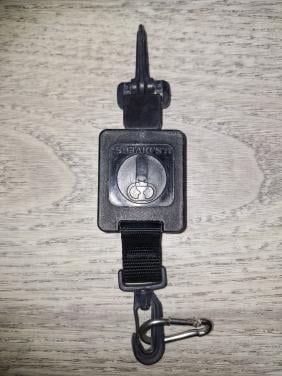 US divers retractor inclusief rvs musketonhaak.