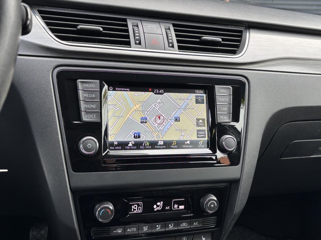 Skoda Rapid spaceback 1.0 tsi greentech clever | trekhaak | navigatie | sto