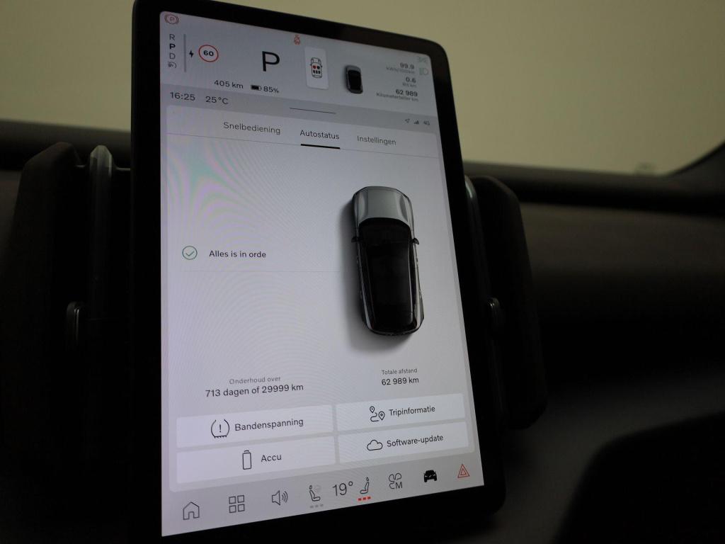 Volvo Ex30 single motor extended range core | automaat | apple carplay / an