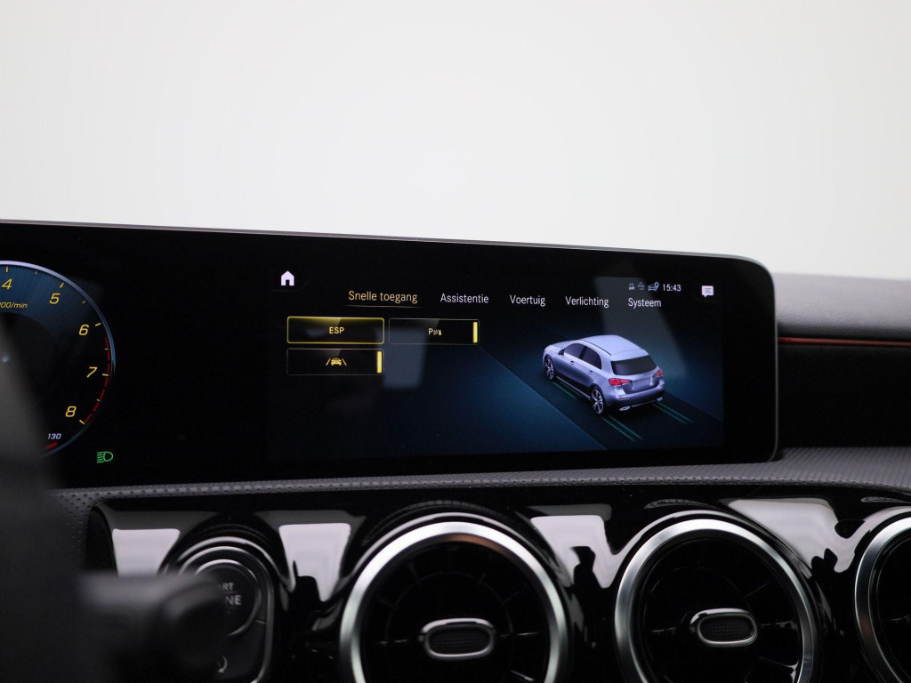 Mercedes-Benz A-Klasse 180 advantage | automaat | virtual cockpit | camera 