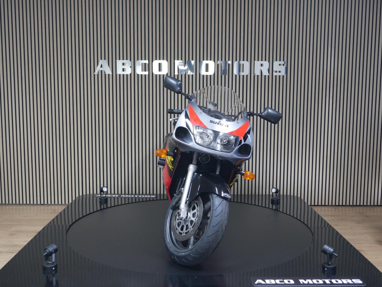 SUZUKI GSX-R 600