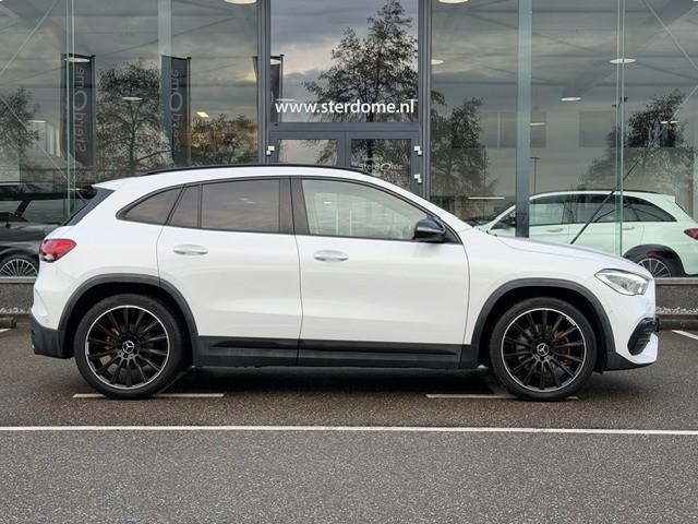 Mercedes-Benz Gla-klasse 180 business solution amg achteruitrij camera l sp