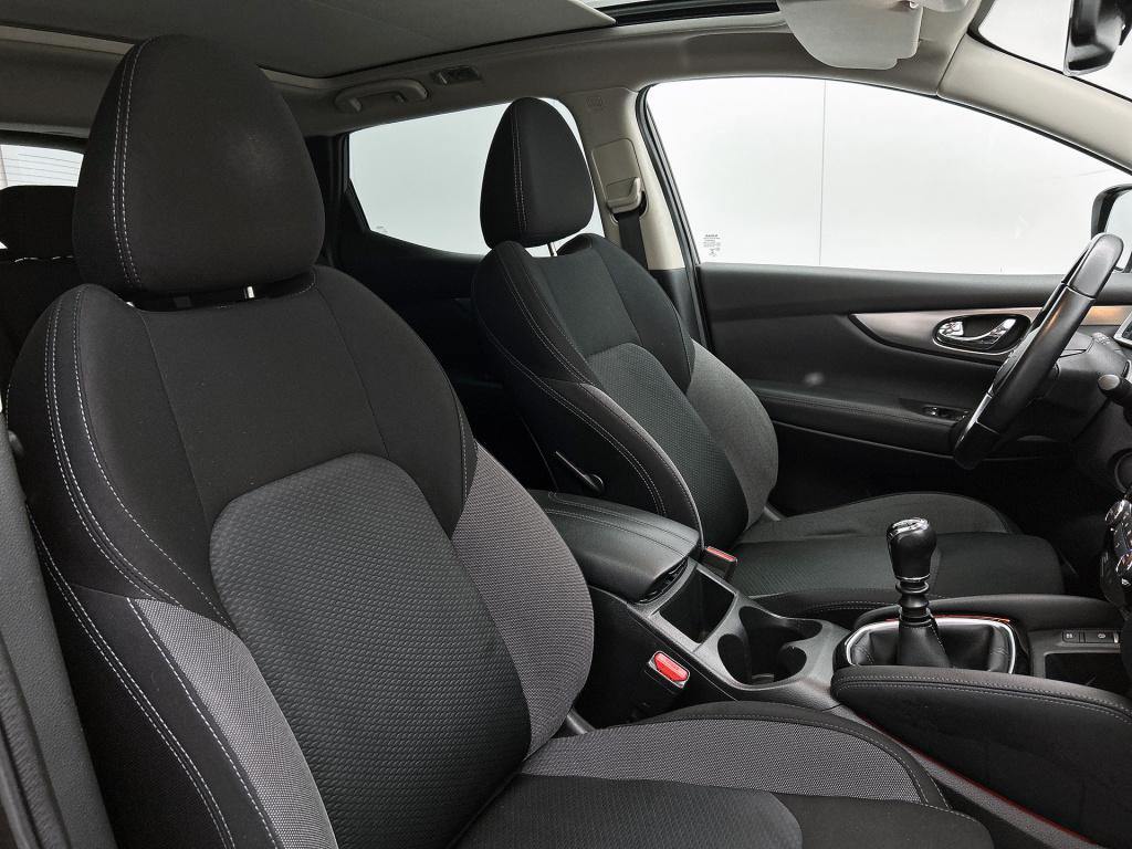 Nissan Qashqai 1.3 dig-t n-motion | panoramadak |