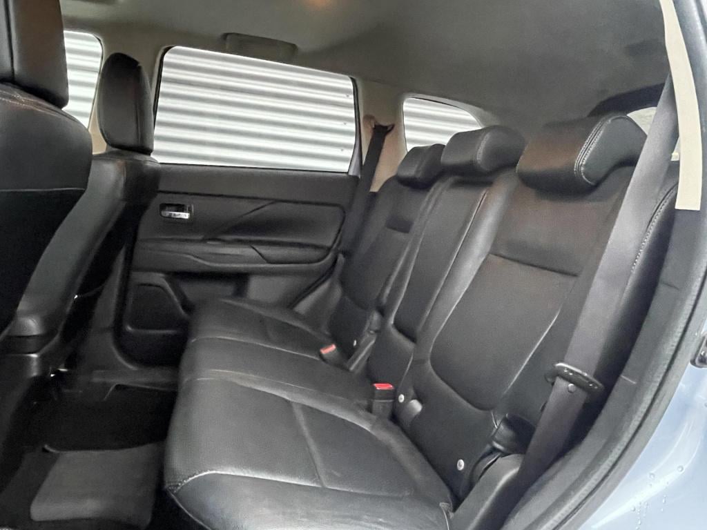 Mitsubishi Outlander 2.0 phev instyle | nieuwe batterij |