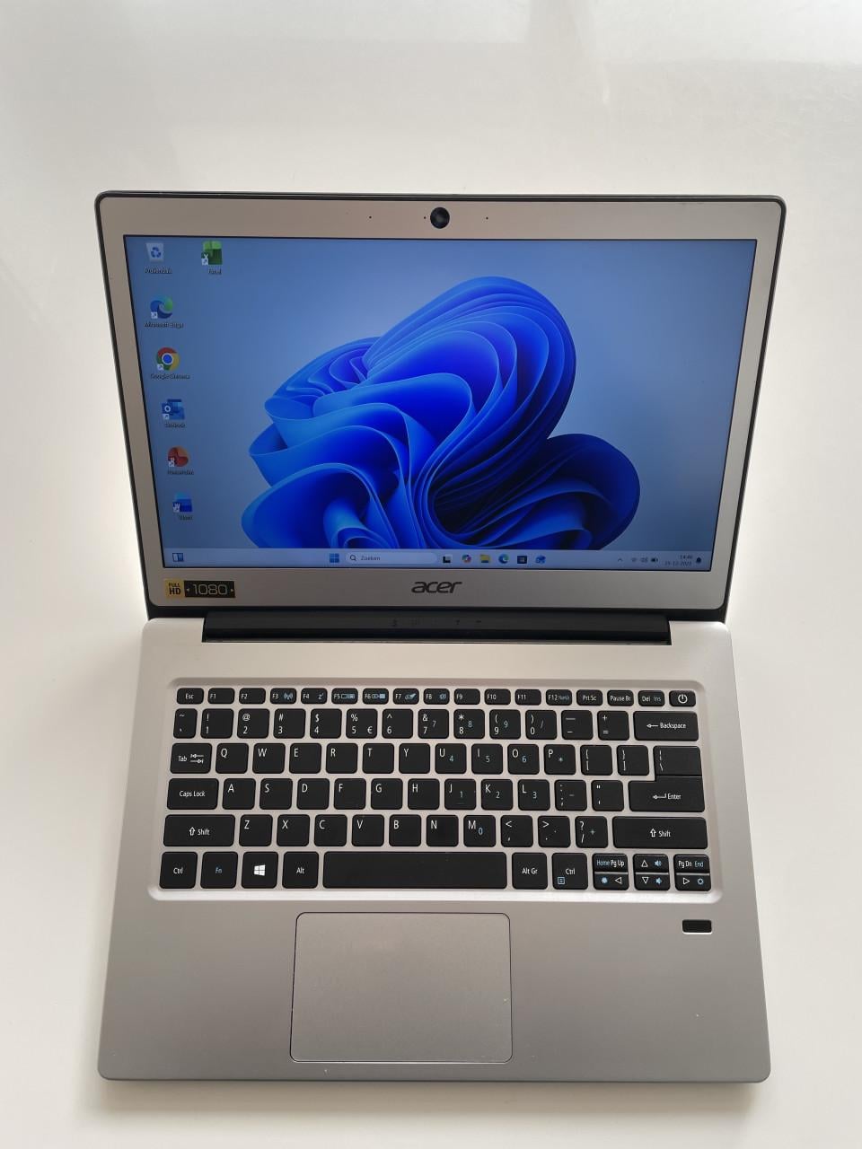 Acer 13 inch laptop - Zakelijk of voor studie