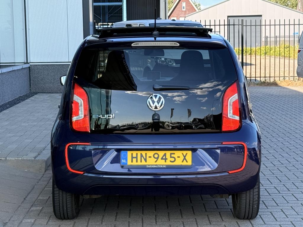 Volkswagen E-up! | pano | stoelverwarming | voorruitverwarming | cruise | d