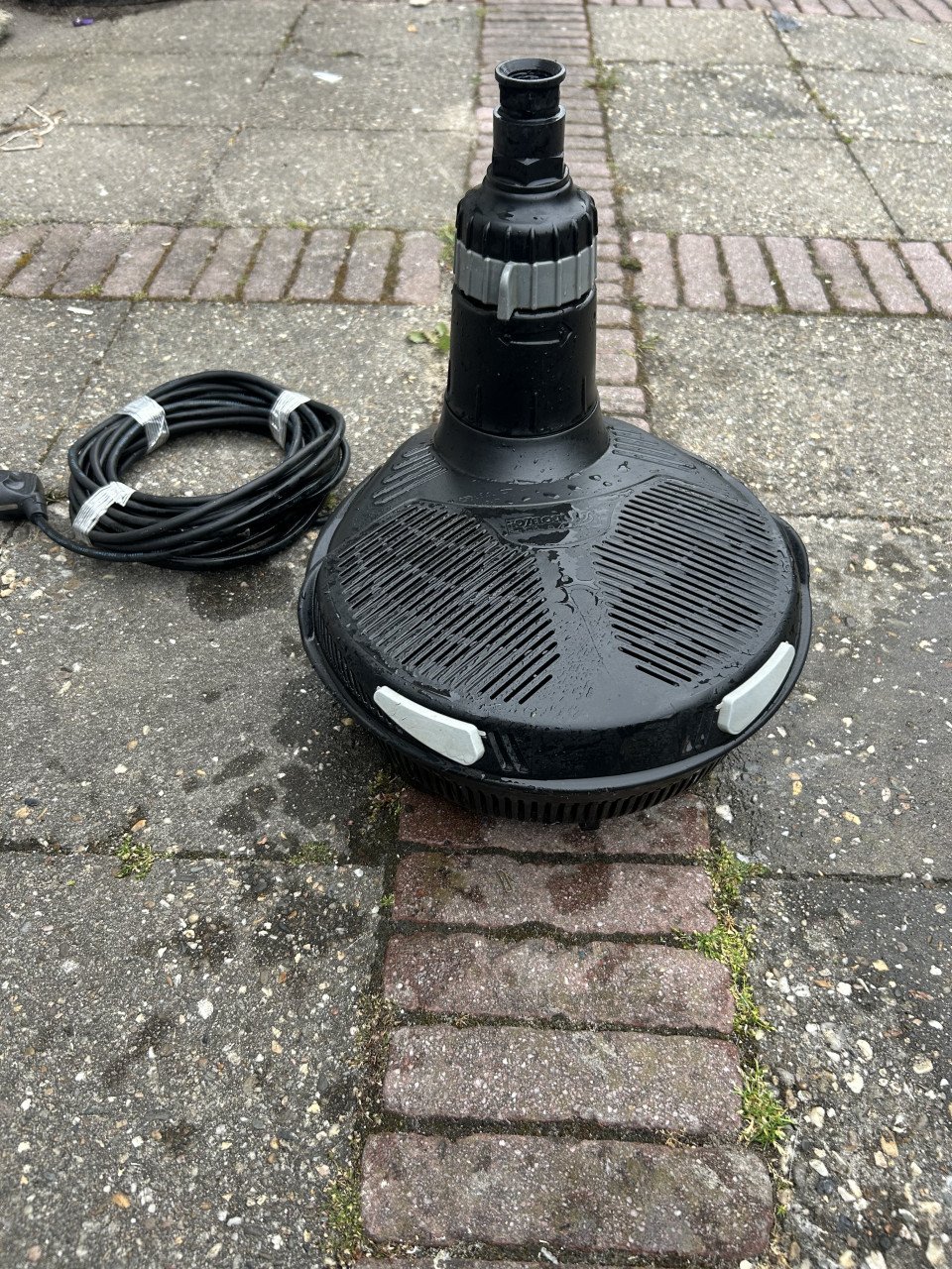 Te koop hozelock cyprio 2500 sterke en sterke Vijverpomp