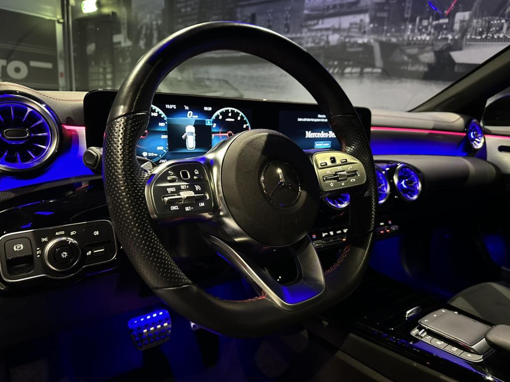 Mercedes-Benz Cla shooting brake 200 business solution amg *pano*sfeerverli