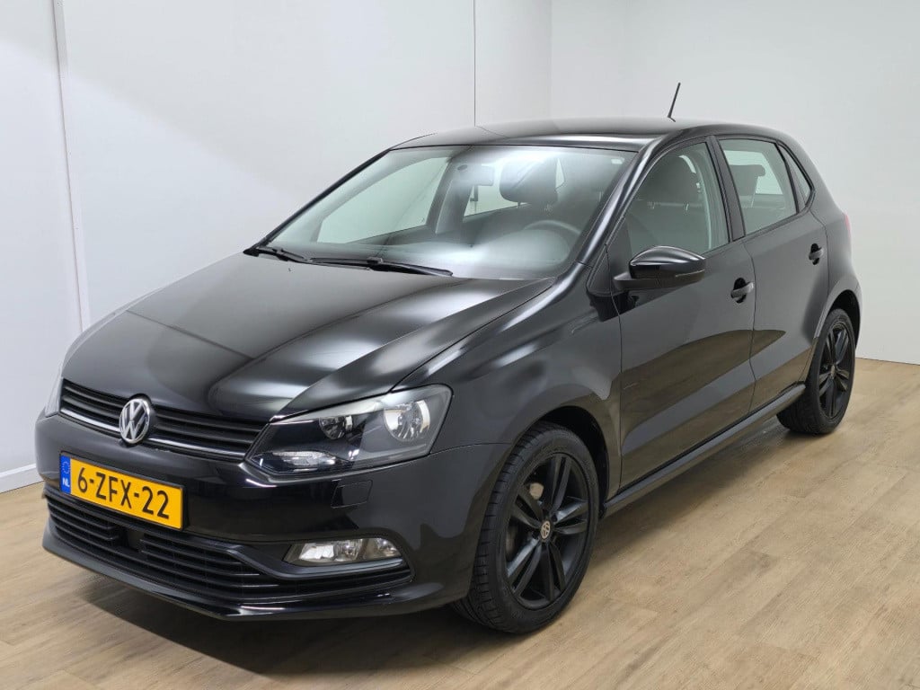 Volkswagen Polo occasion 1.2 tsi highline automaat in black edition | sport