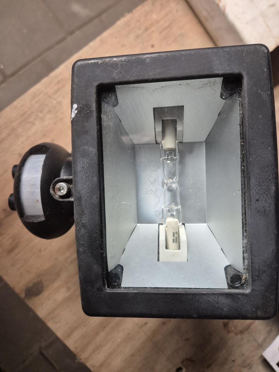 Buitenlamp halogeen met sensor