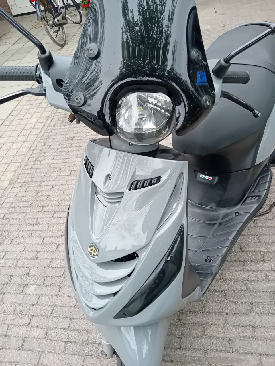 Piaggo zip 2016