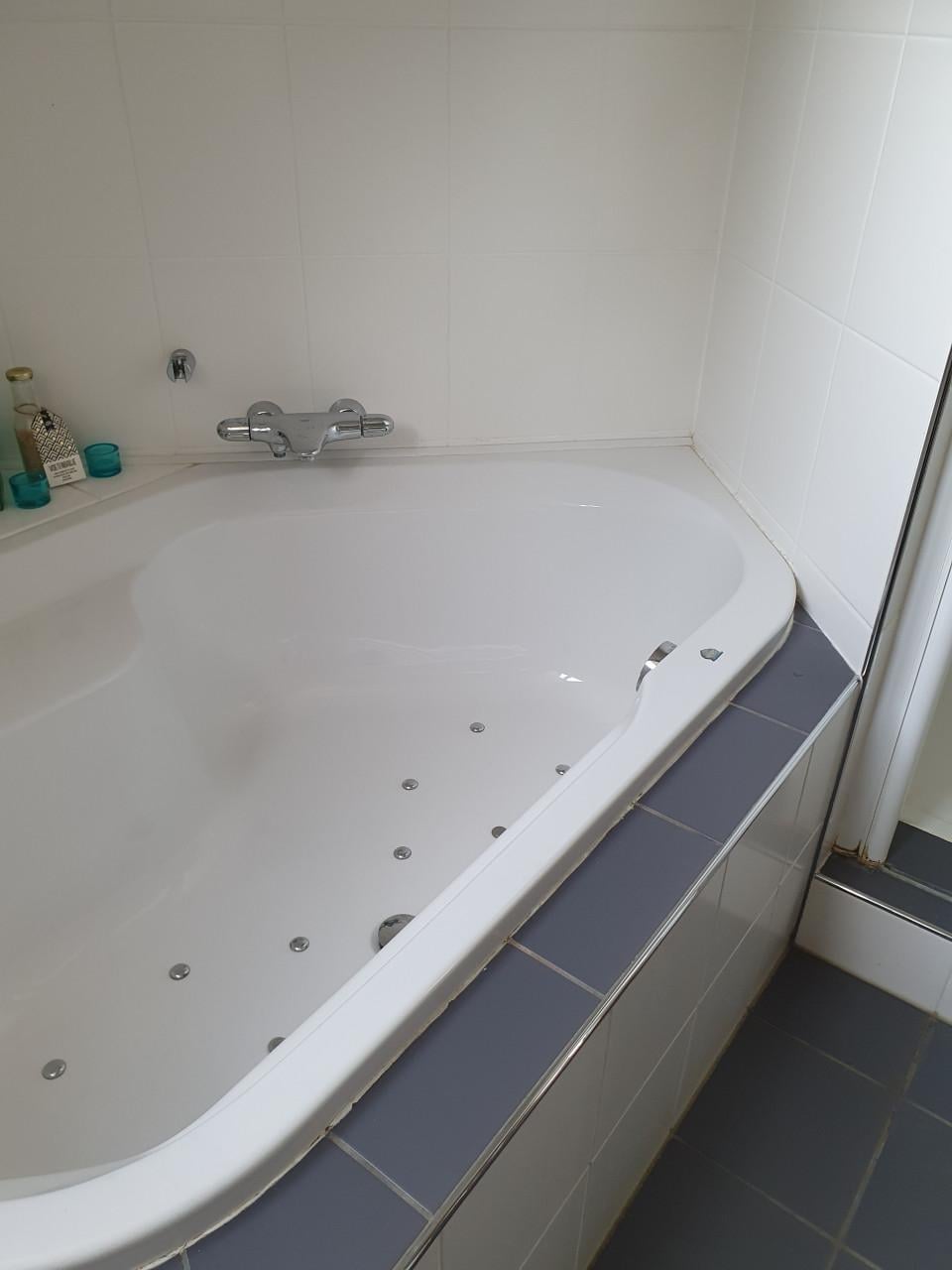 Bubbelbad Wilux (hoek)