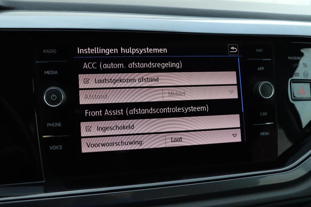 Volkswagen Polo 1.0 tsi highline adaptive | carplay | sensoren