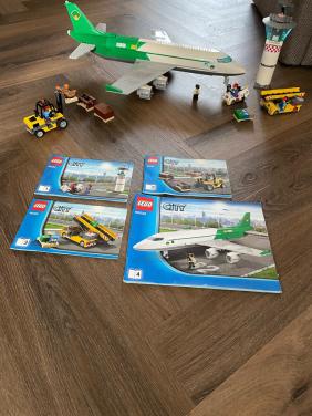 City lego: Vrachtterminal 60022