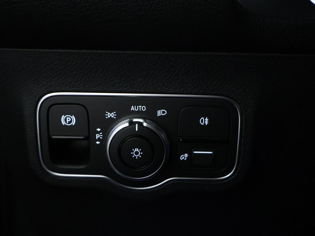 Mercedes-Benz Eqb 250+ essential line 7p. 71 kwh | parkeerpakket met achter