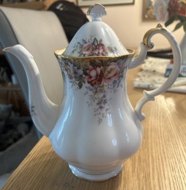 Queen Anne servies 30 delig