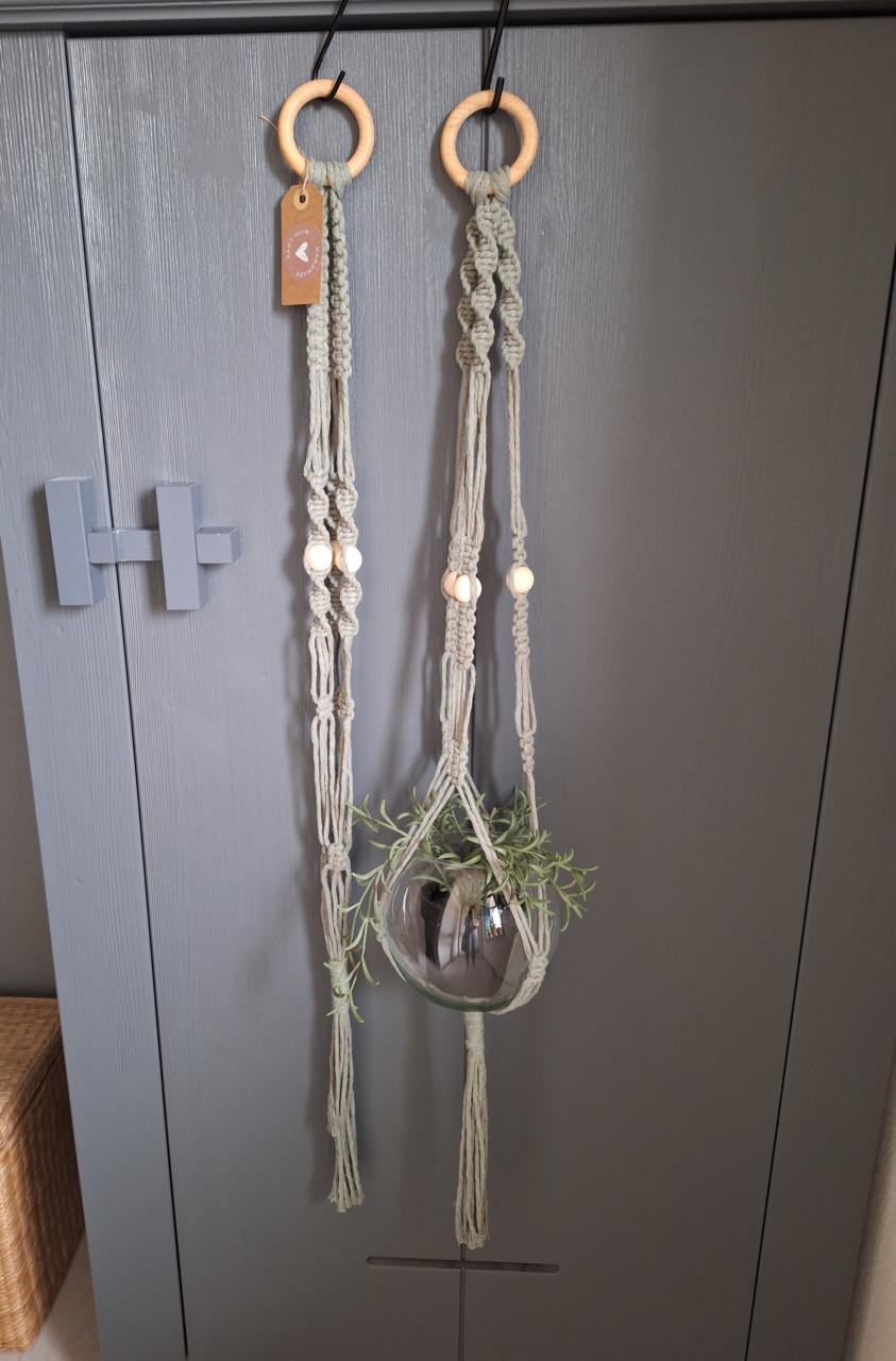 Macramé plantenhangers