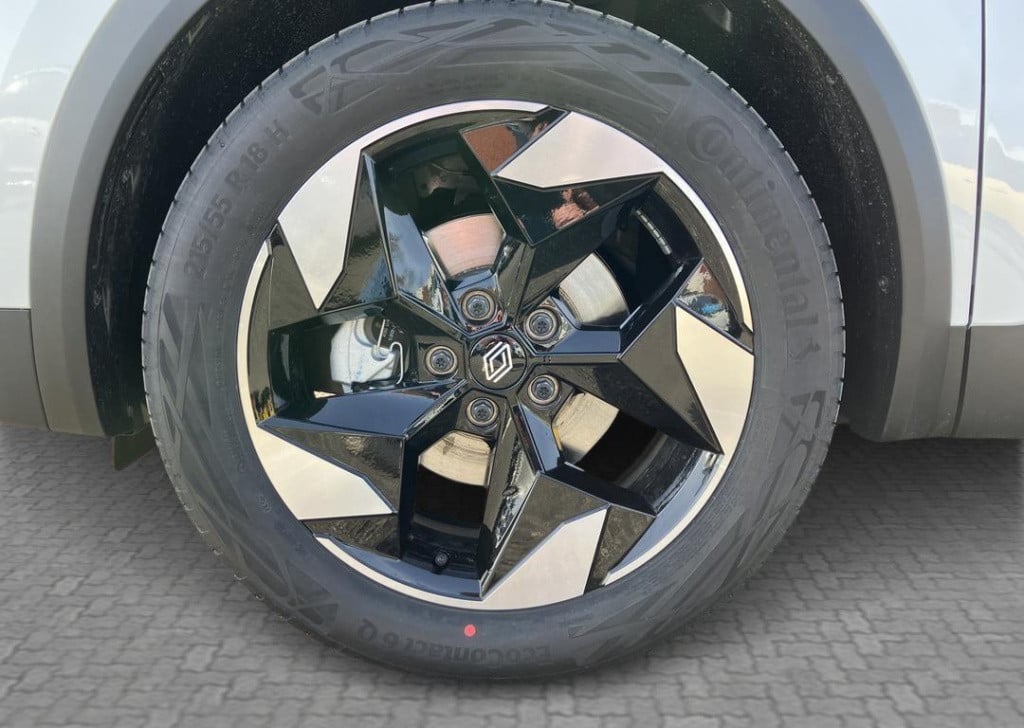 Renault Captur 1.6 e-tech hybrid 145 techno