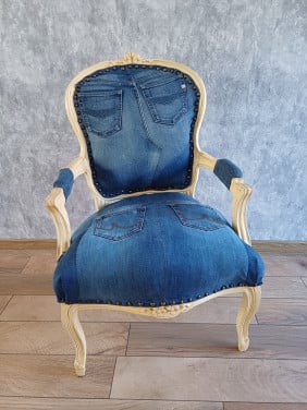 Dames Stoeltje in spijkerbroek