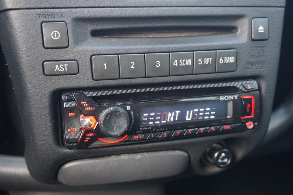 Toyota Yaris 1.0 vvt-i airco / elektr. ramen / apk t/m 06-2027