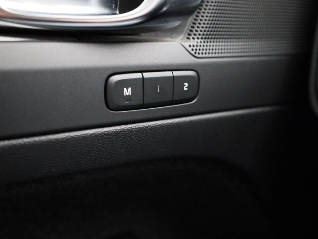 Volvo XC40 1.5 t5 recharge inscription expression | navigatie | camera | cl