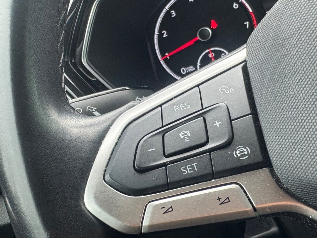 Volkswagen T-cross 1.5 tsi style * 150 pk * camera * stoelverwarming * clim