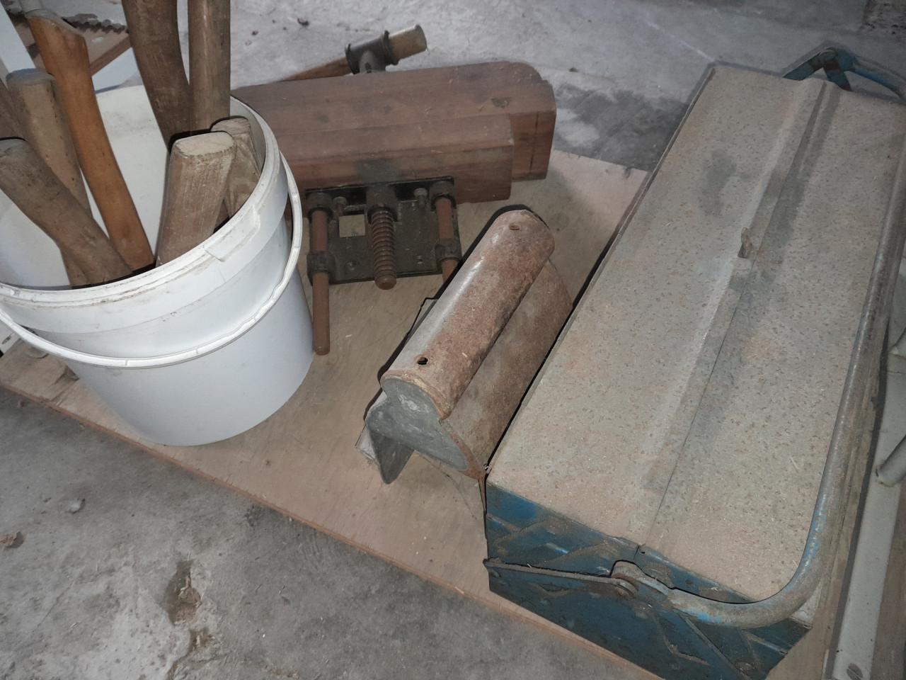 Divers oud gereedschap