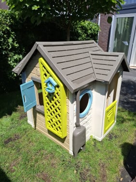 Smoby garden house