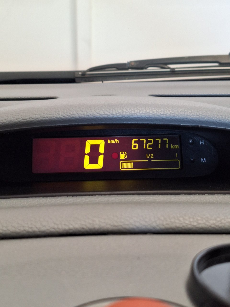 Te koop Renault Twingo 1.2 Emoition!!! Zeer weinig KM!!!