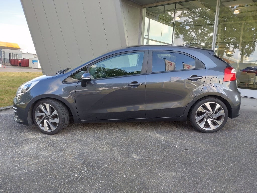 Kia Rio 1.2 cvvt executive line