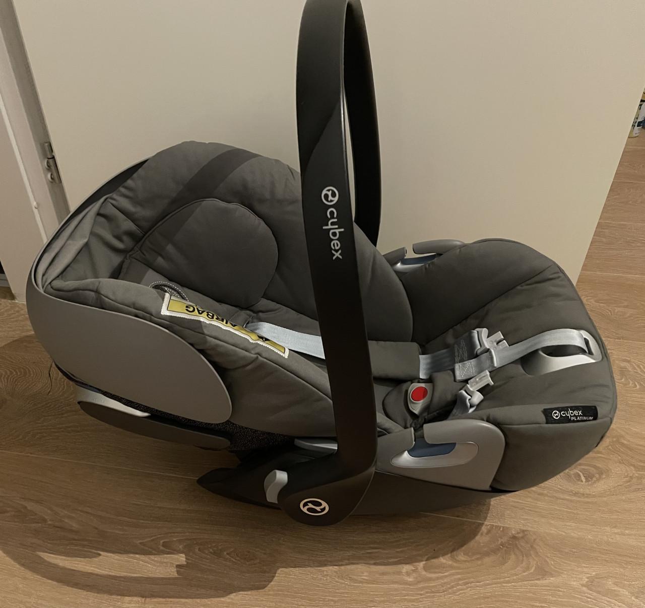 Cybex babystoel met base