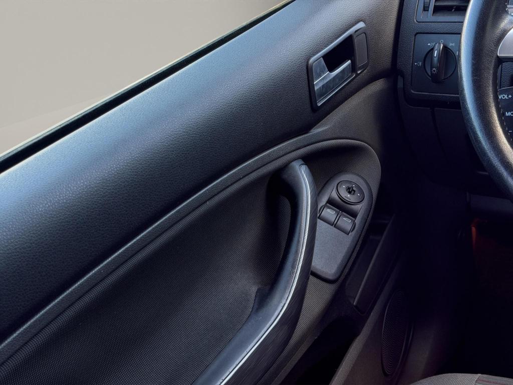 Ford C-max 2.0-16v trend clima trekhaak