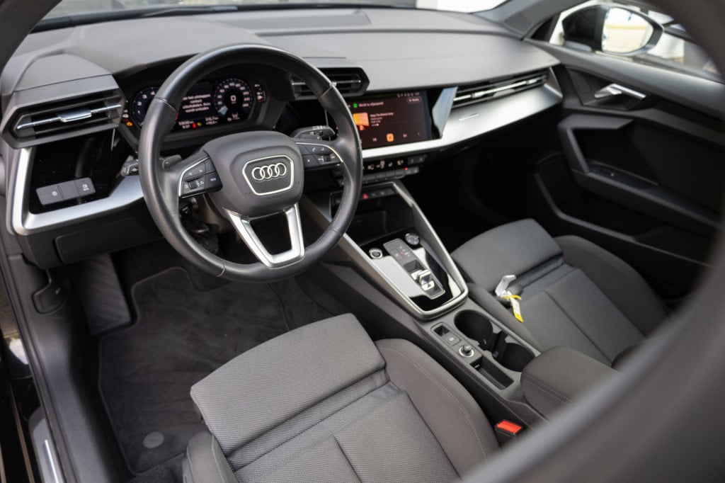 Audi A3 sportback 45 tfsi e s line ✅acc✅apple/android✅18 inch