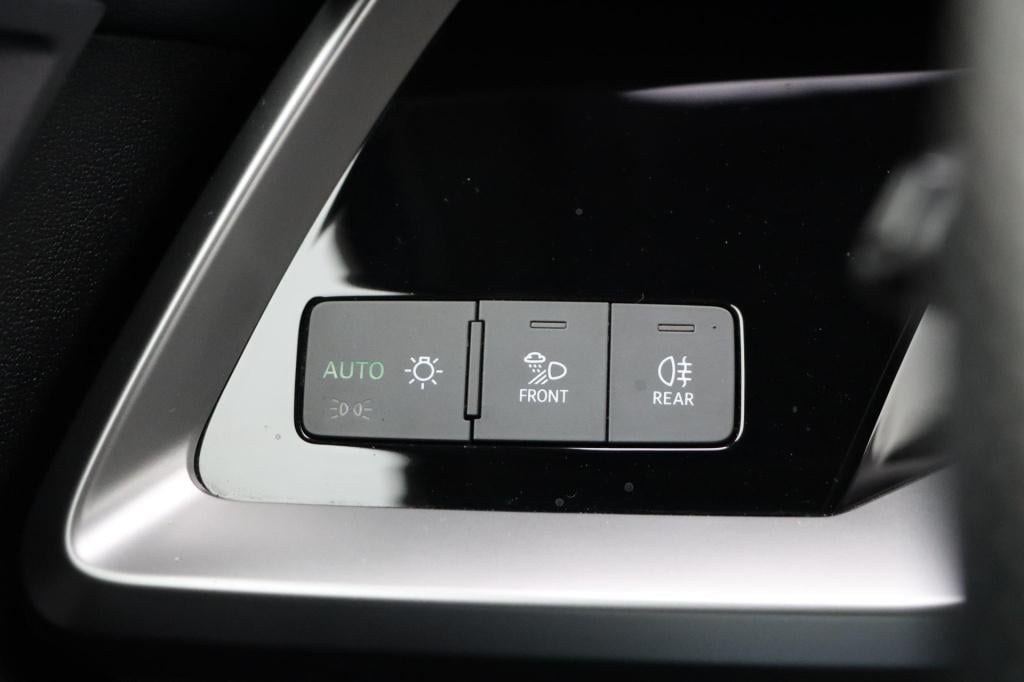 Audi A3 sportback 40 tfsi e s edition 204pk s-tronic