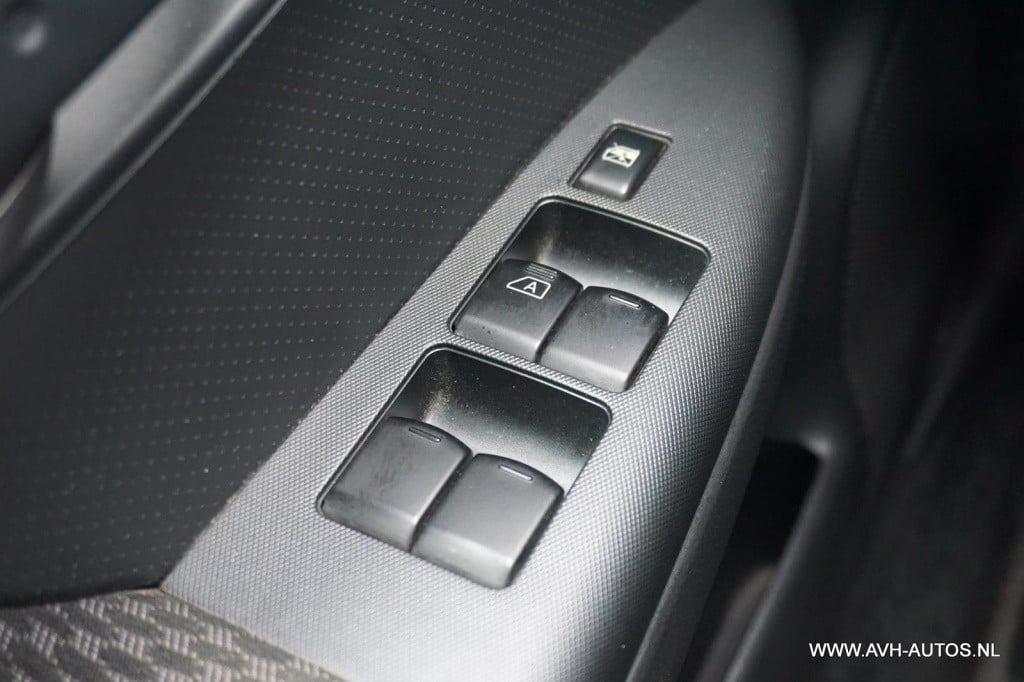 Nissan Note 1.6 first note