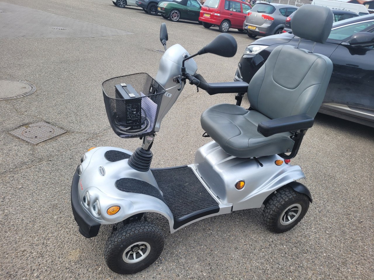 Scootmobiel Drmomo Lion4