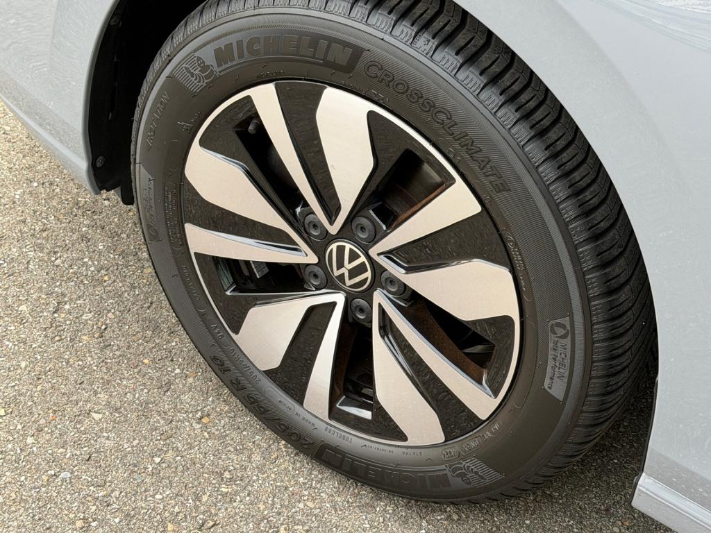 Volkswagen Golf 1.5 tsi 150pk goal | trekhaak | camera | dode hoek | rijkla